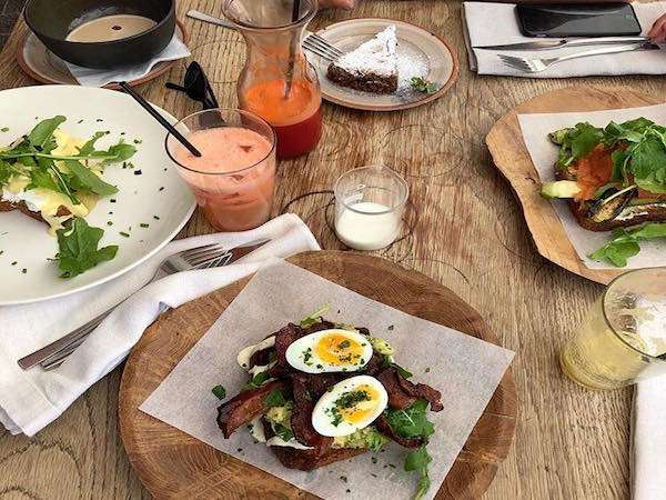 breakfast spots in Cape Town