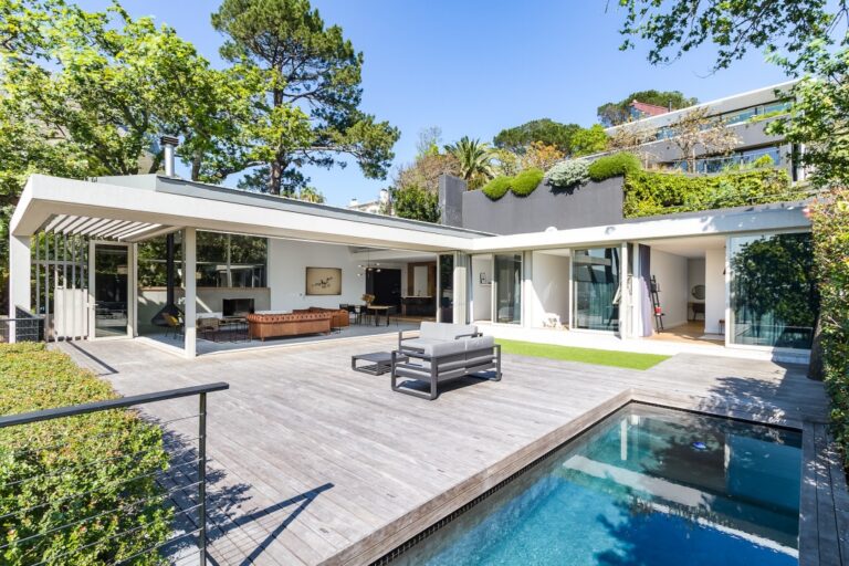 03-Higgo-Views-photograph-3