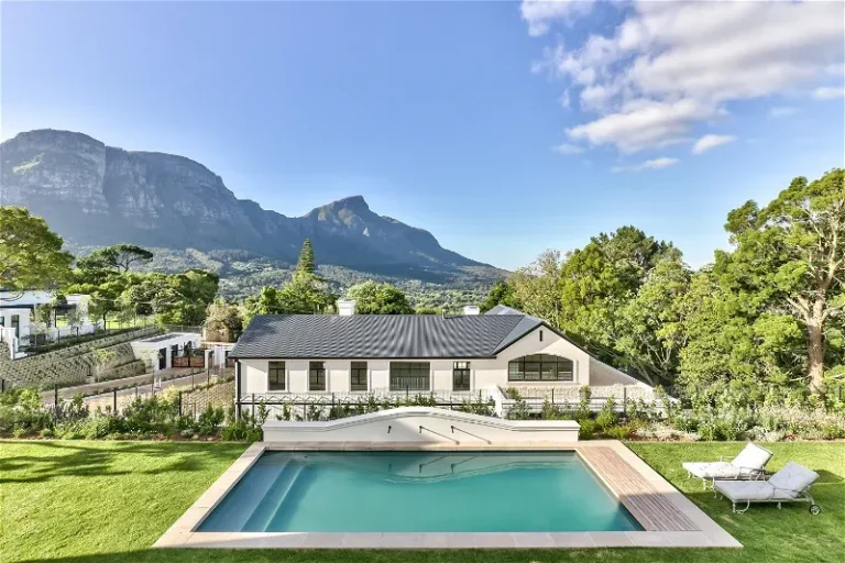 04-09exeter-725fa7e8e