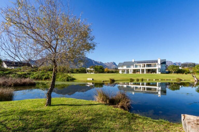 10-Stellenbosch-Retreat-photograph-10-1