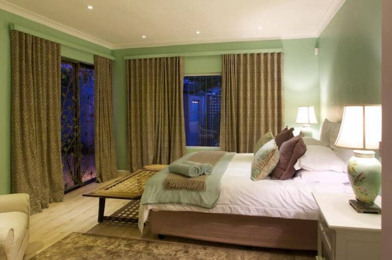 1451442_621660124539285_2141666789_n