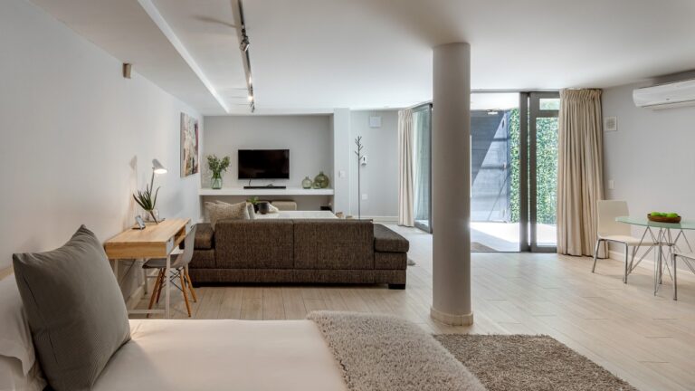 20-11-04 Blue view Bakoven