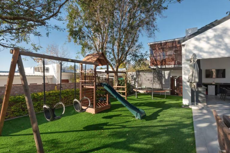 2985ed0c-d24b-4fad-aaa4-a03df21cc55b