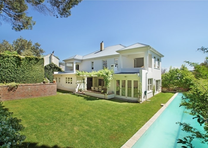 38252_0ec463-700x500