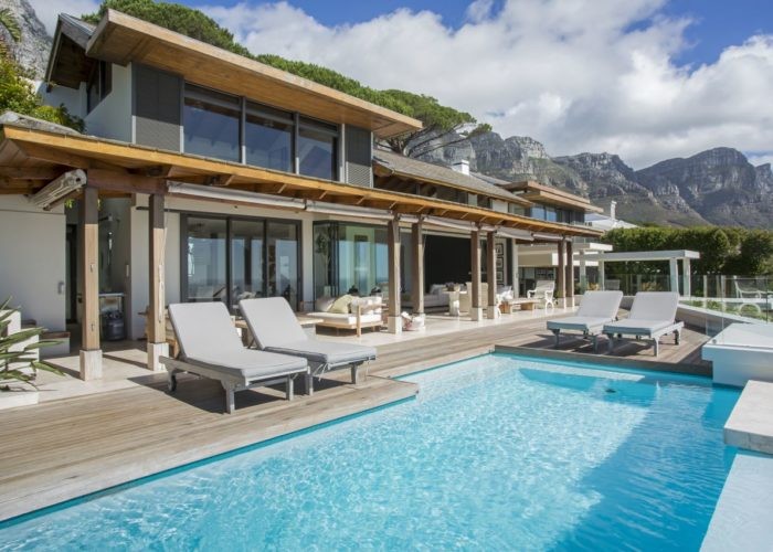 47796_e9edfc-700x500