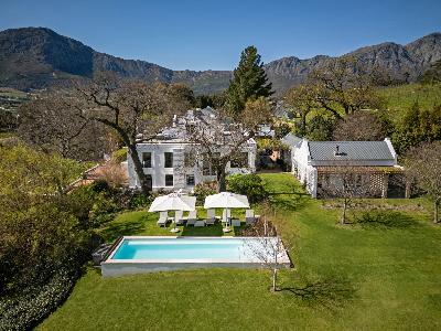 4a698f7e-e208-4529-83ca-7c20f88d8802