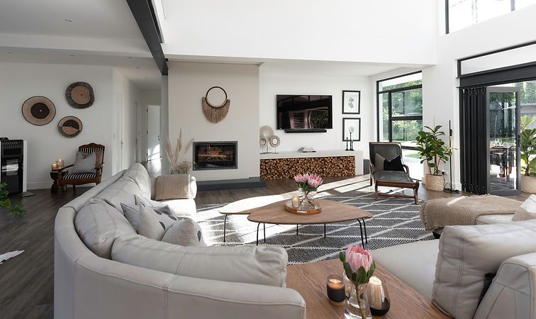 4b9fc8_0eaea0fc2a0c45f6974e64ccdf6a8dc6mv2