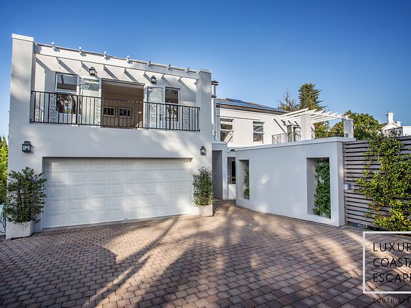 4b9fc8_ce6d9e08ac60433d9b83d6d0644d405bmv2