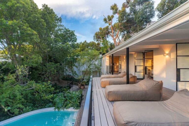 7d8a5ebe-874f-4f-TwyW