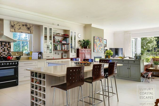 85017c_cb4dfd35fdea435394ddf0c10c71e6aamv2