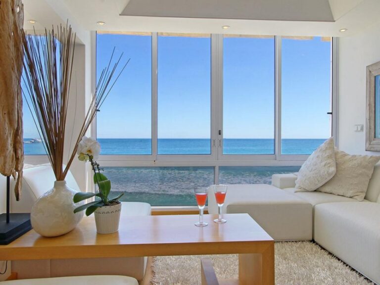 8f318577-c7aa-4bf1-bc63-3a708362a14e