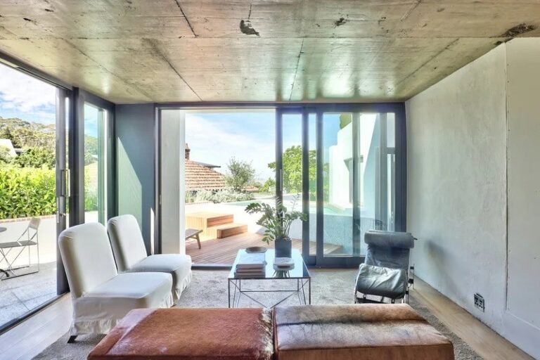 CHIC-VIEWS-POOL-SUITE.-10