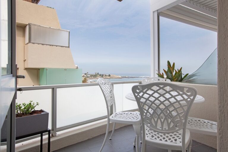 Clifton-1-bedroom-apartment_Cape-Town