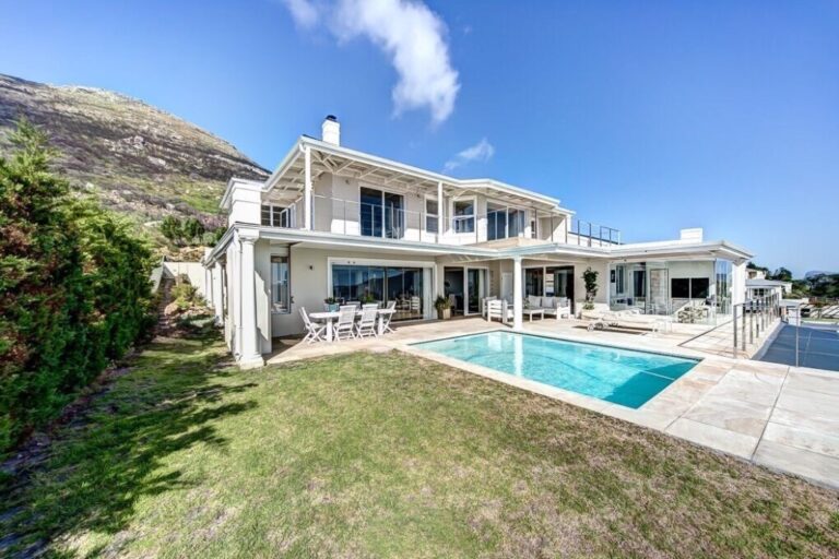 Sapphire-Sky-Noordhoek-Gallery-1