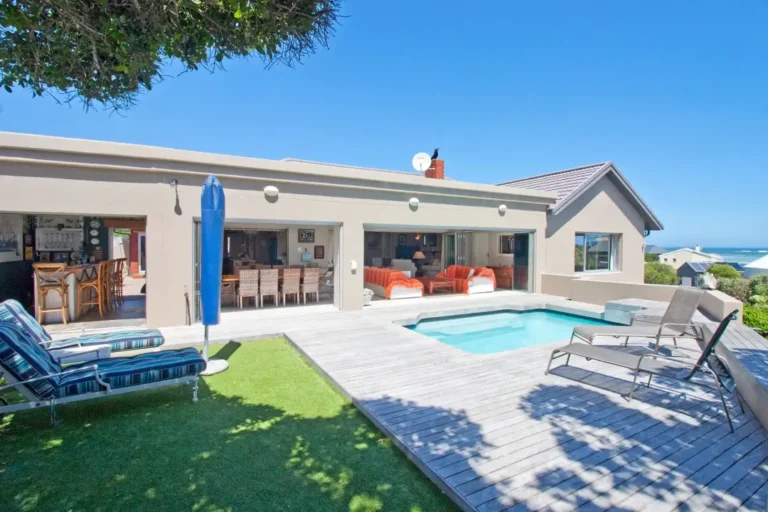 Tradewinds-32_25_11zon