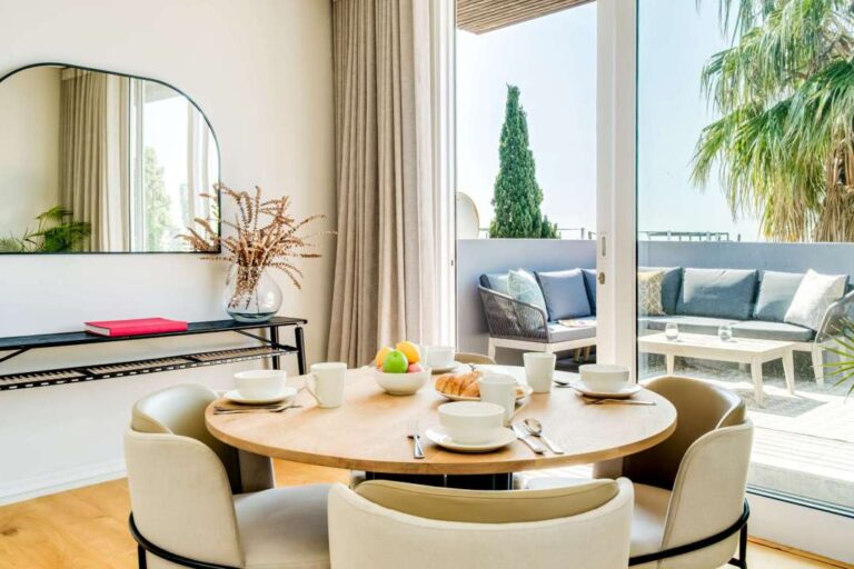 alydomshbkzexzzhqafi