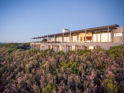 b2938d53-fdf4-4bf4-b0c9-3504a52e2c93