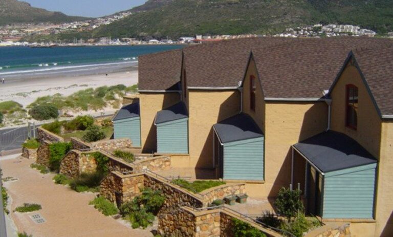 back-down-to-terraces-886x534