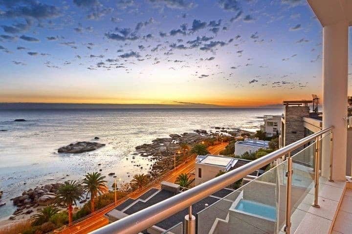 cape-nights-villa-camps-bay-593e547ba5c9a