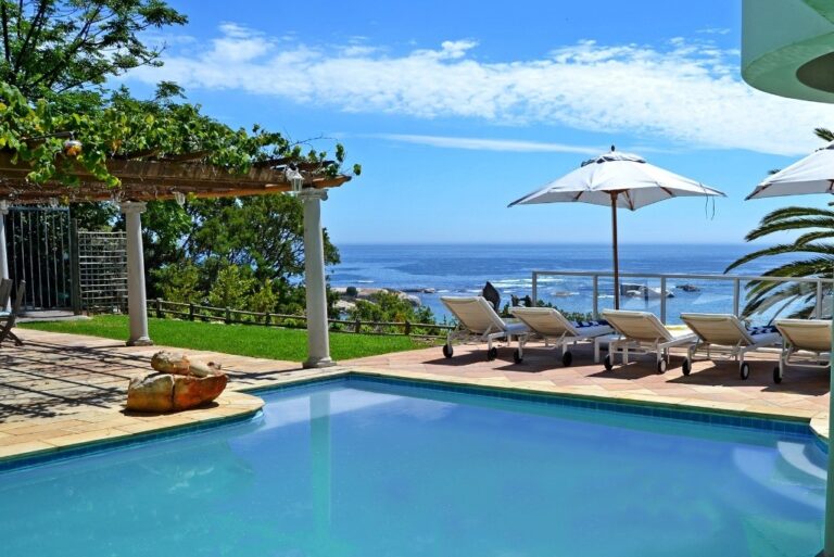 clifton-gardens-4-clifton-5c1d4c3bdded3