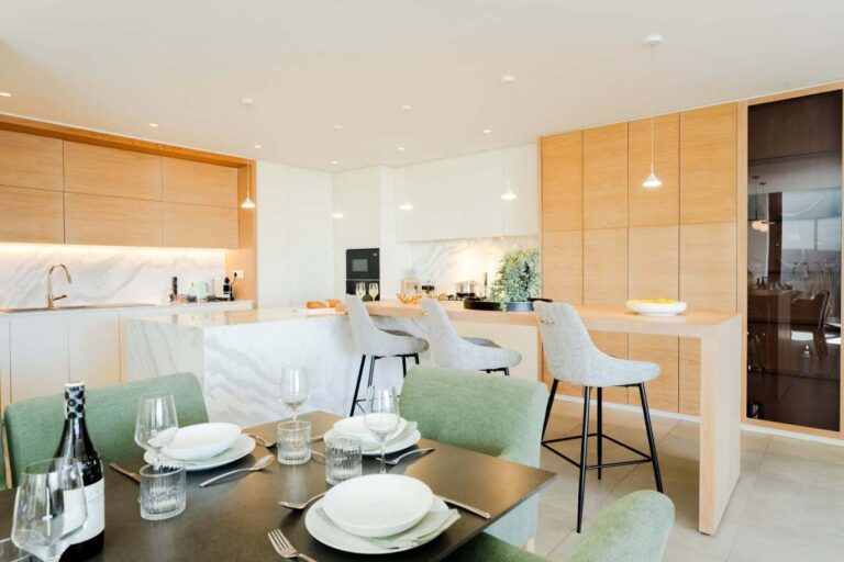 ecdi25115o9n2uvmyrdw