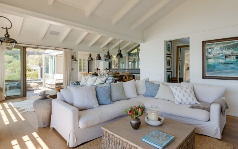 luxury-cape-town-clifton-villa-lounge