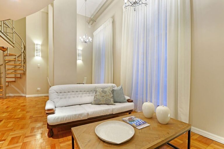 mh0106_0041537403072409