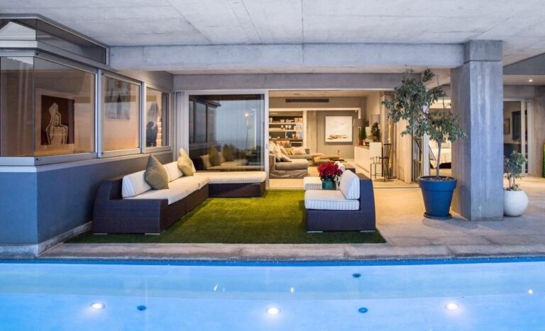 pool-front-on-1-1024x623