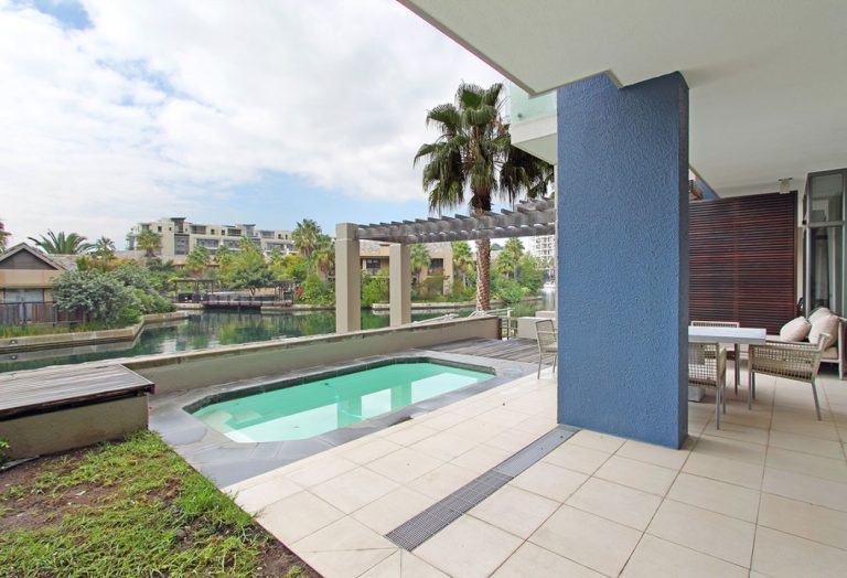 2a095833-8012-4a23-8440-d8a8b48ad10e