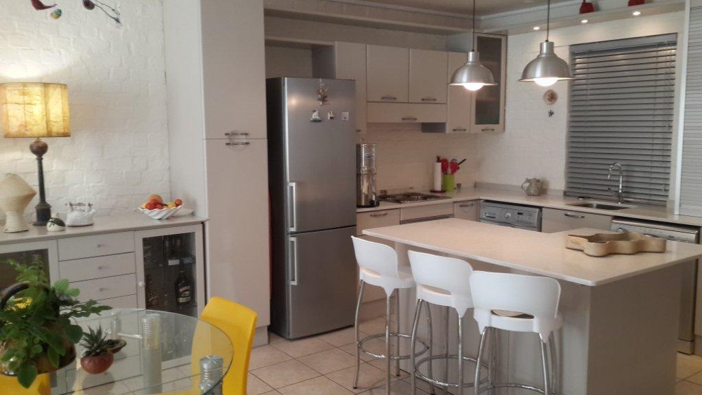 product1234584758-009