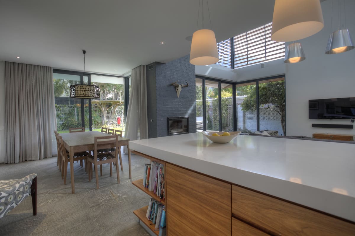 Product1234654963-005