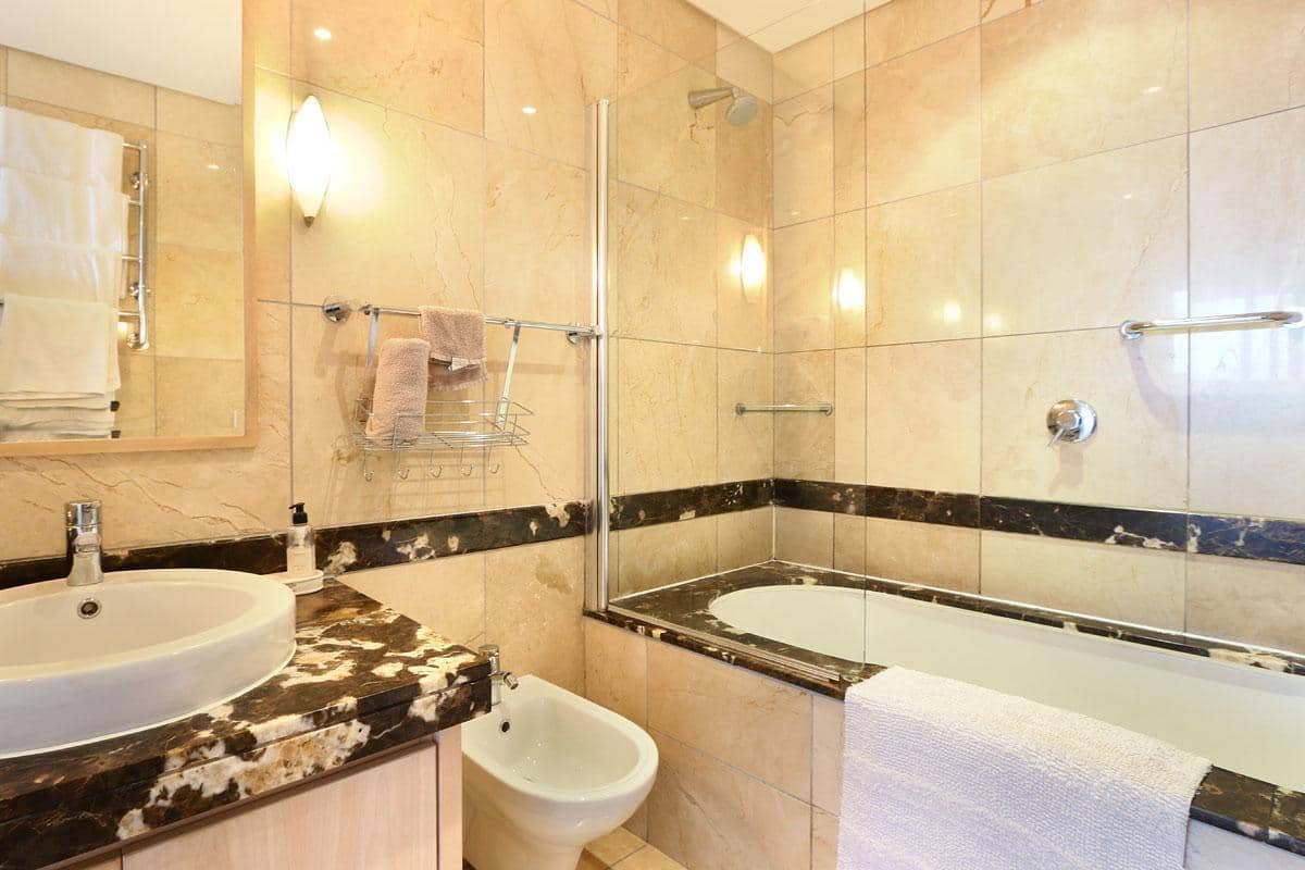 Product1234667662-011