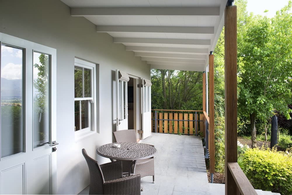 executive-suite-terrace-2