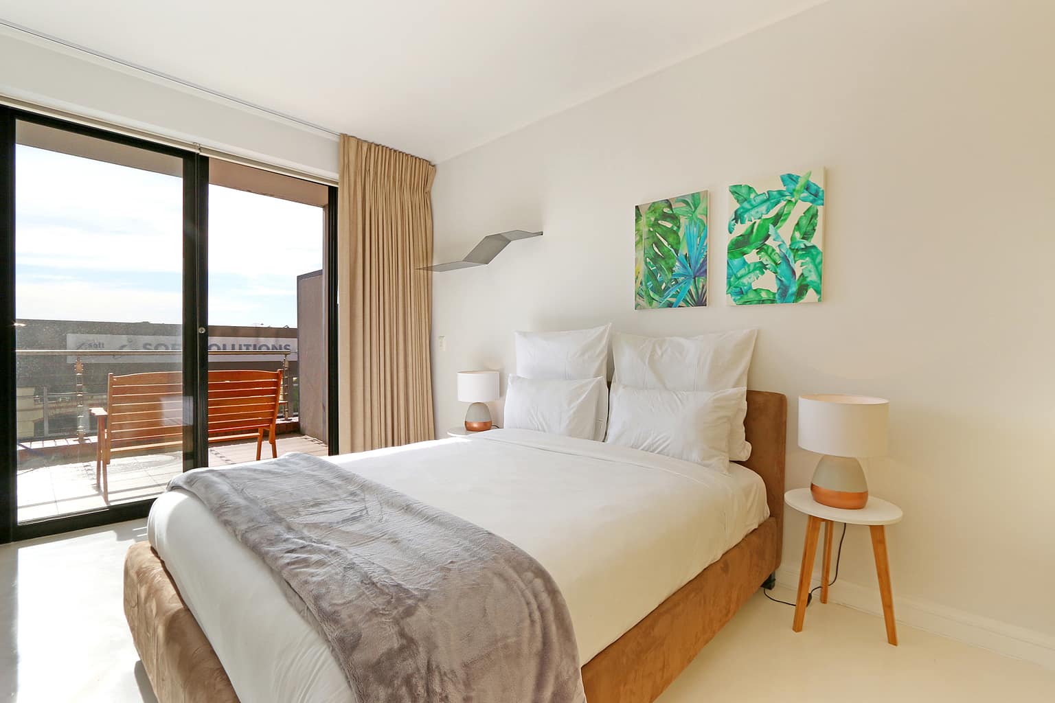 product1234680936-006