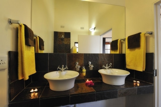 the_bathroom_12_20150128_1179376454