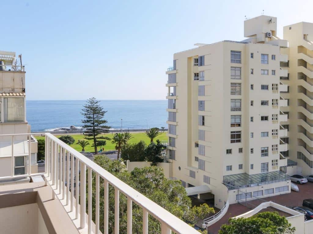 3e43af52-0b02-434b-b1ec-e3023c1ea5b1