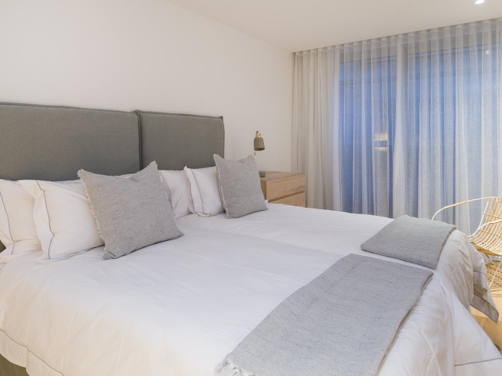 5e9d0083-51a9-49a3-8ed7-d6cf61578462