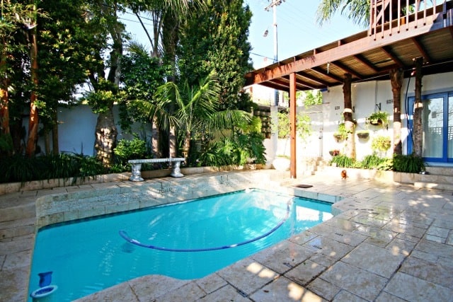 Product1234722585-000