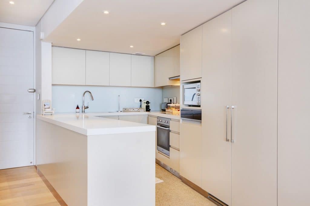 beach-view-luxury-apartment-24509837-1024x683-1