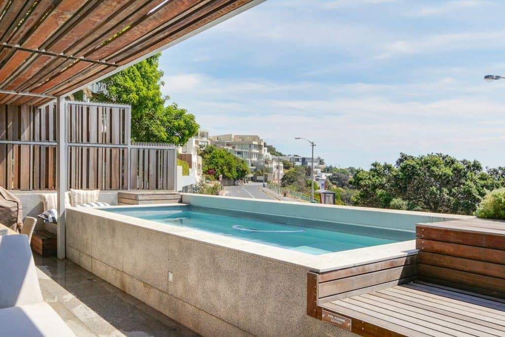 beach-view-luxury-apartment-24509843-1024x683