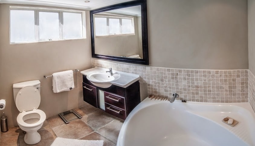 masterbedroombathroom-2-corrected