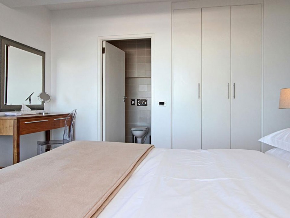 f61bebfa-5a7e-47a3-a155-e9d8a5eb7a41