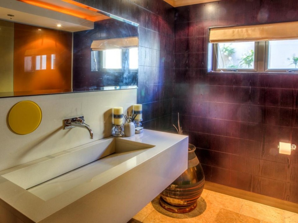 d2a405d8-1c35-4698-91d8-9135d5dce6eb