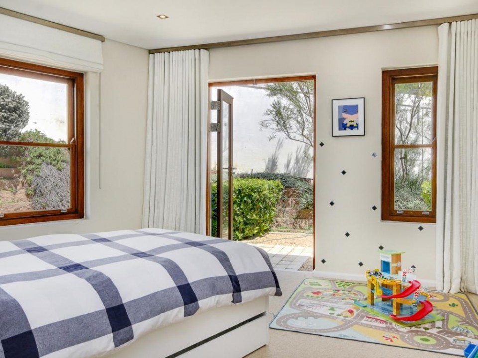 8d6638f5-50d9-4bb7-a2f8-bbc1bfa15f50