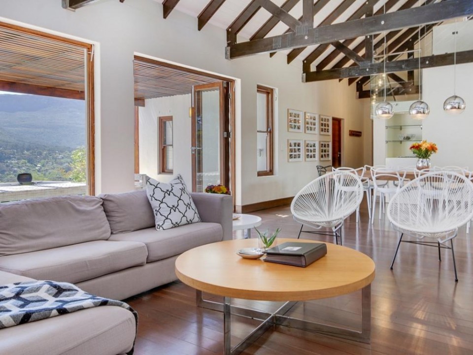 c50c7e25-e2b0-44f4-8dc7-0812542a95a7