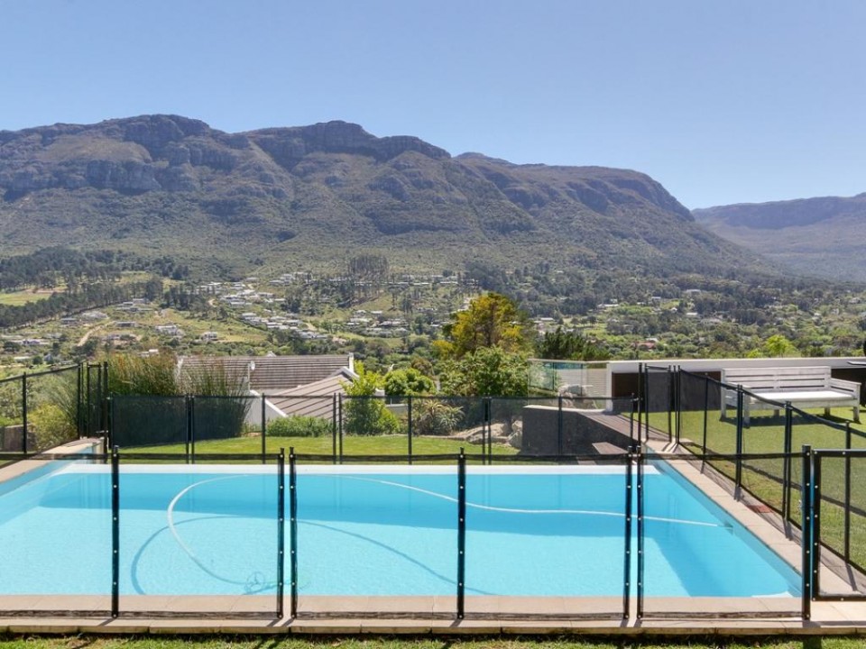 def23688-9890-4fe2-b2fa-27c50eb6c886