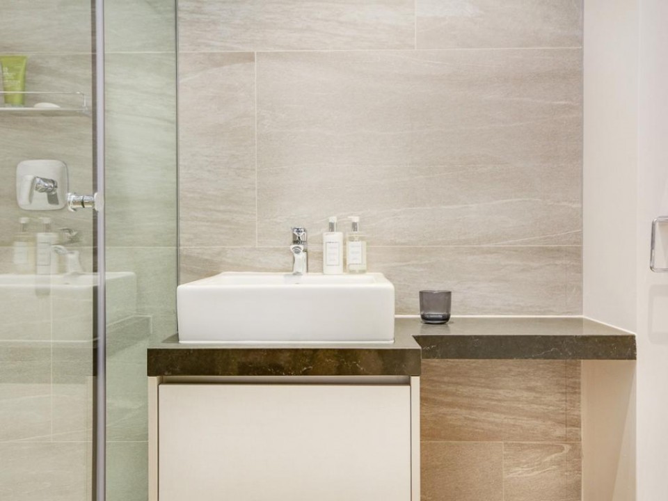 f9d3e0bc-14f8-46f2-a794-00a0c41fb398