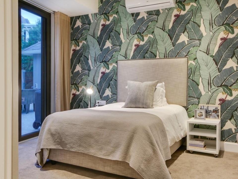 1ab0507b-a8b2-486d-a400-e6e7e937b5f4