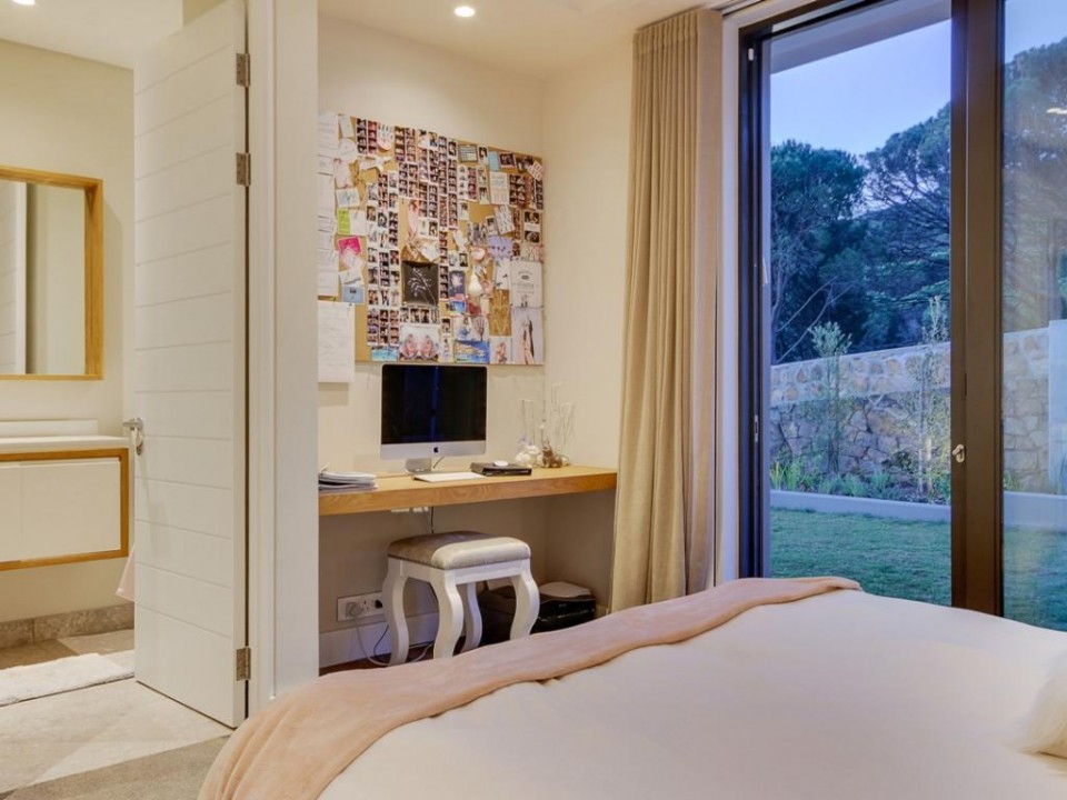 bced74b5-d3af-4174-8a49-0679e41da2b4