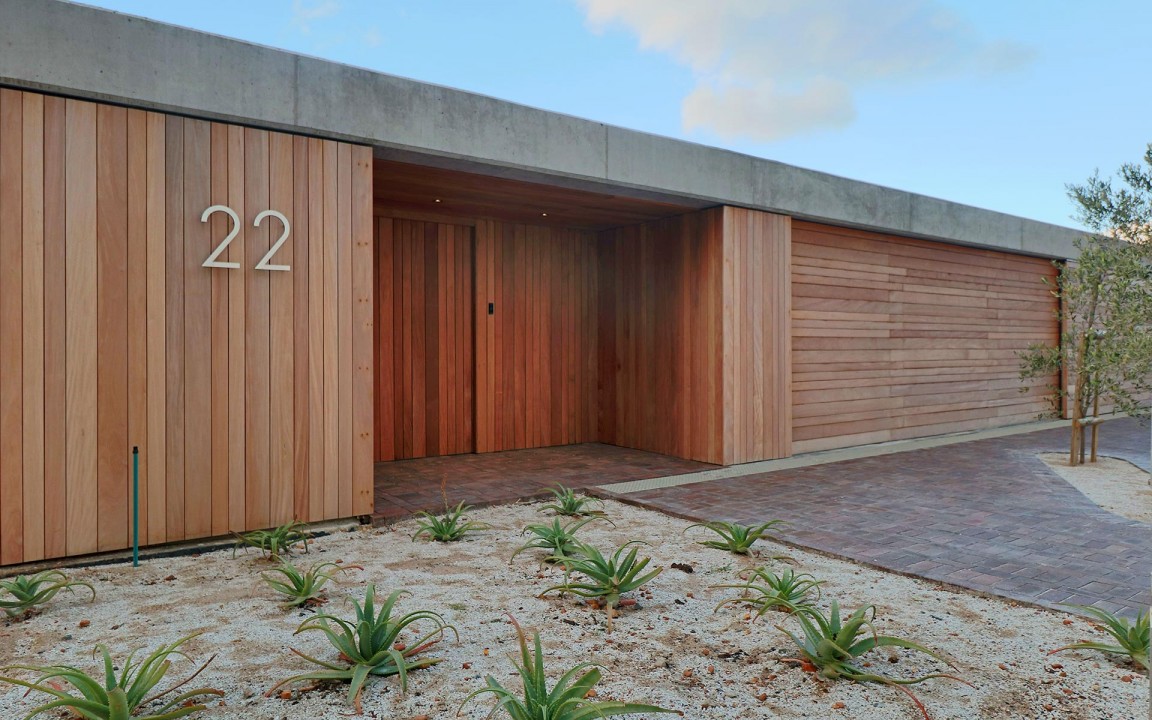 self-catering-accommodation-gordons-bay-22-protea-27